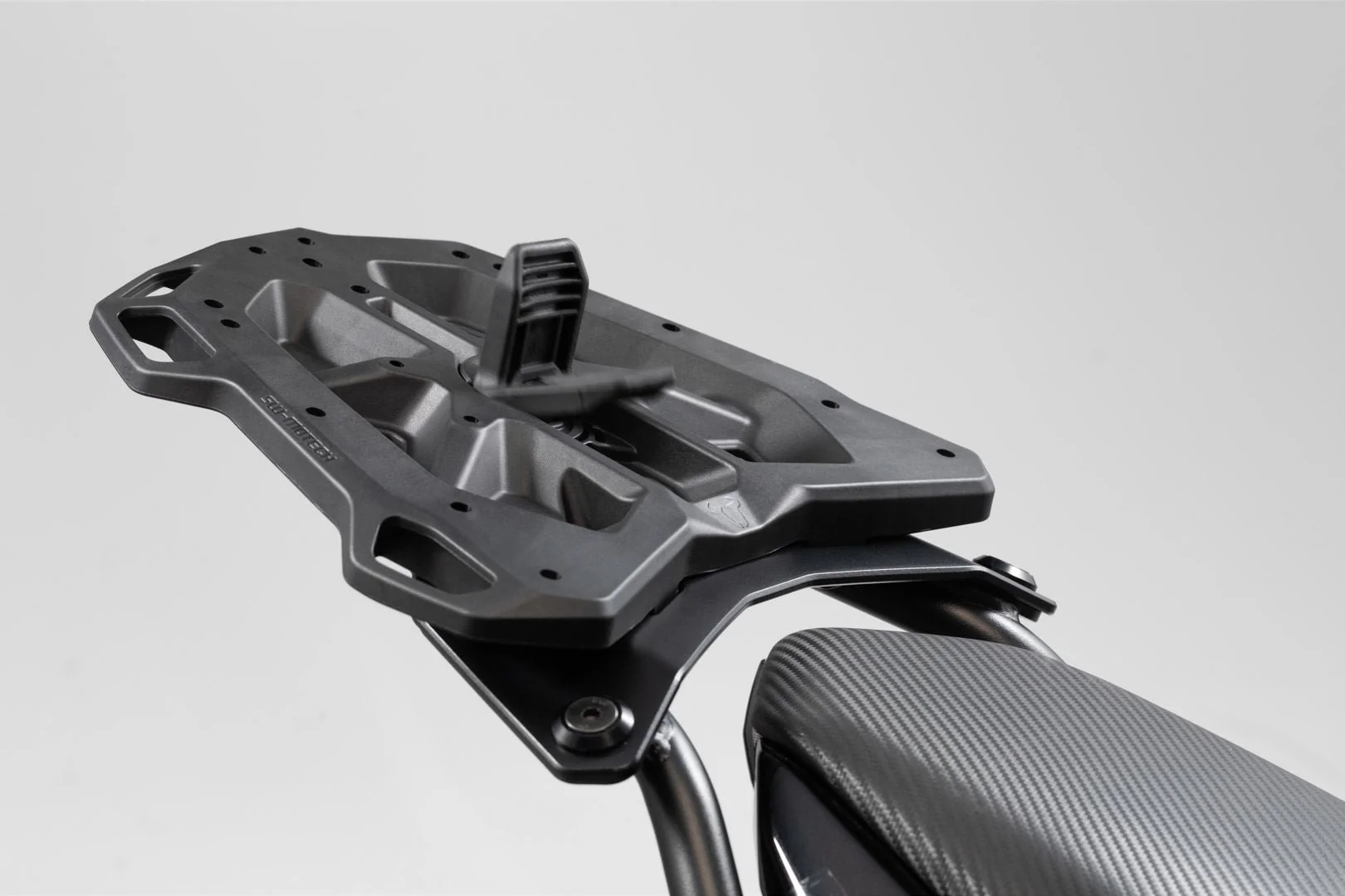 Adapter plate for STREET-RACK Black For Givi/Kappa with Monokey - Image 3