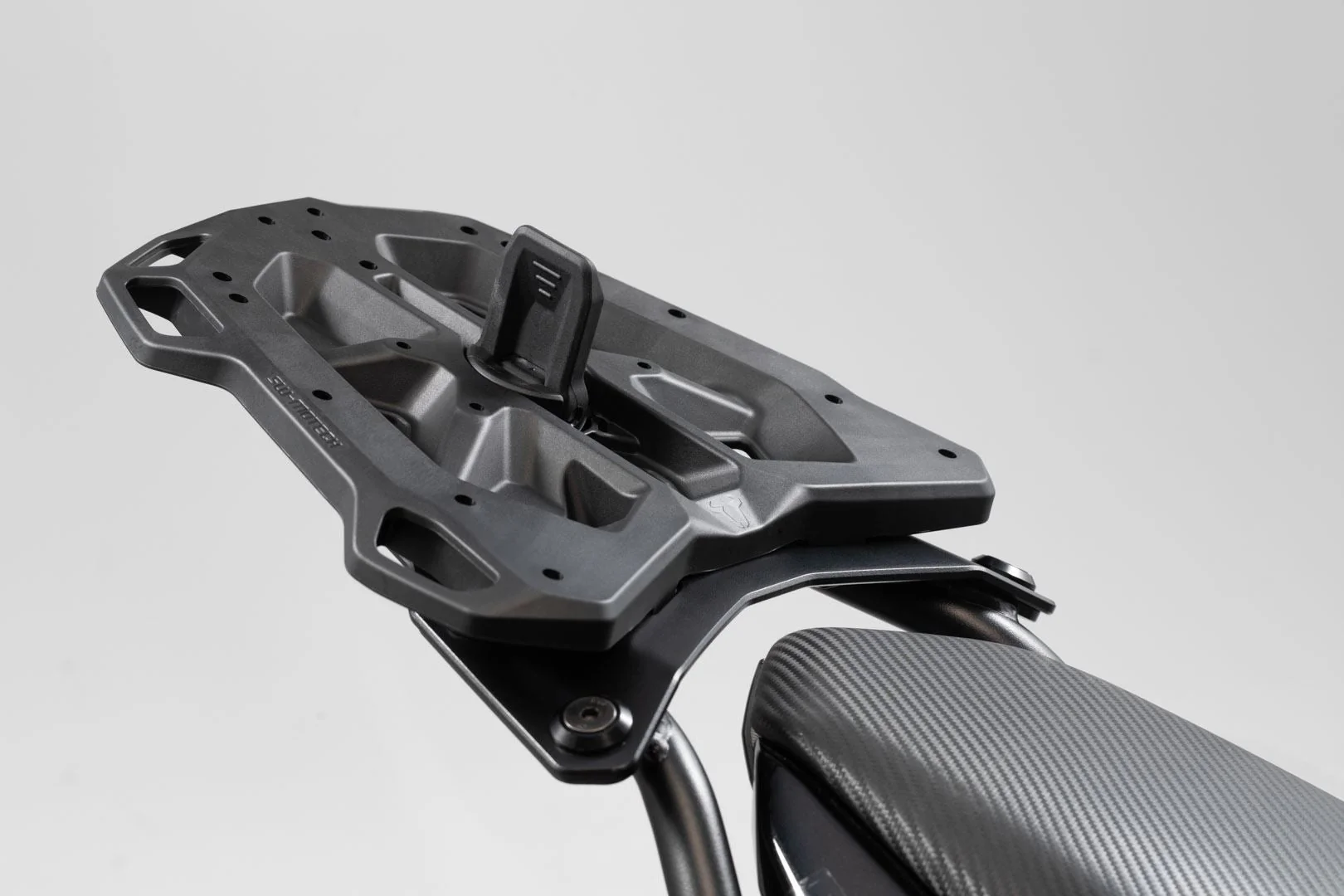 Adapter plate for STREET-RACK Black For Givi/Kappa with Monokey - Image 4