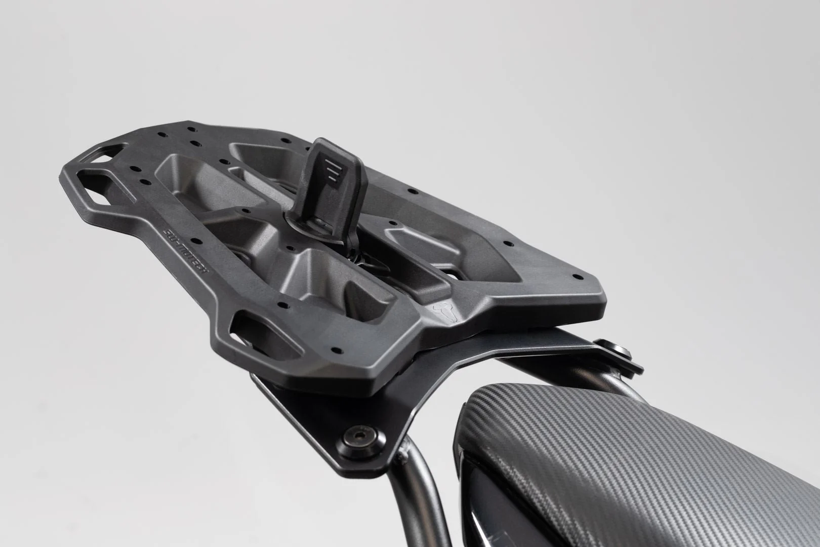 Adapter plate for STREET-RACK For Givi/Kappa with Monolock Black - Image 4