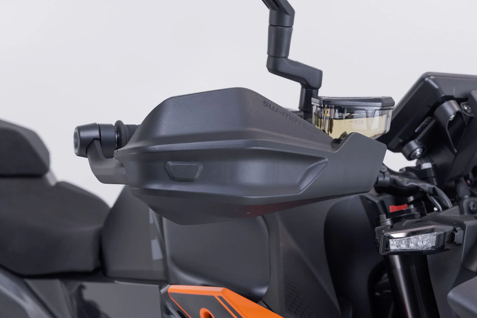 Adventure handguard kit Black. KTM 990 Duke (23-). - Image 3