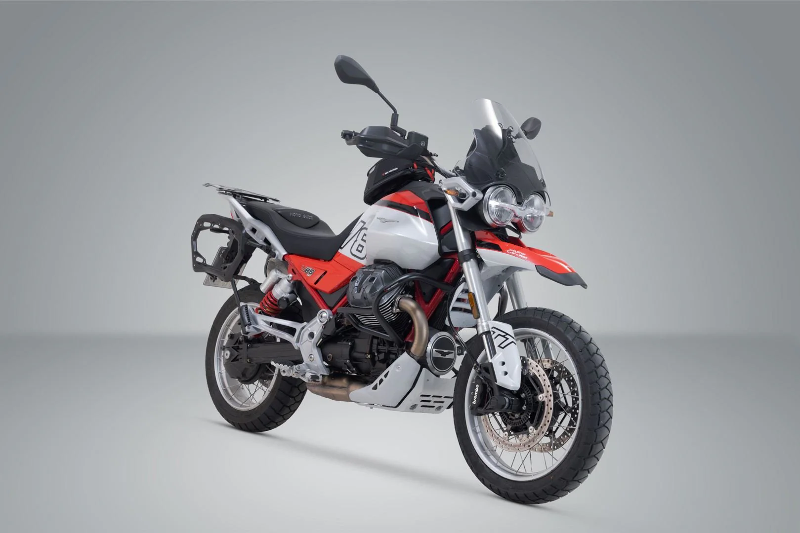 Adventure set DUSC Black. Moto Guzzi V85 TT (19-23). - Image 2