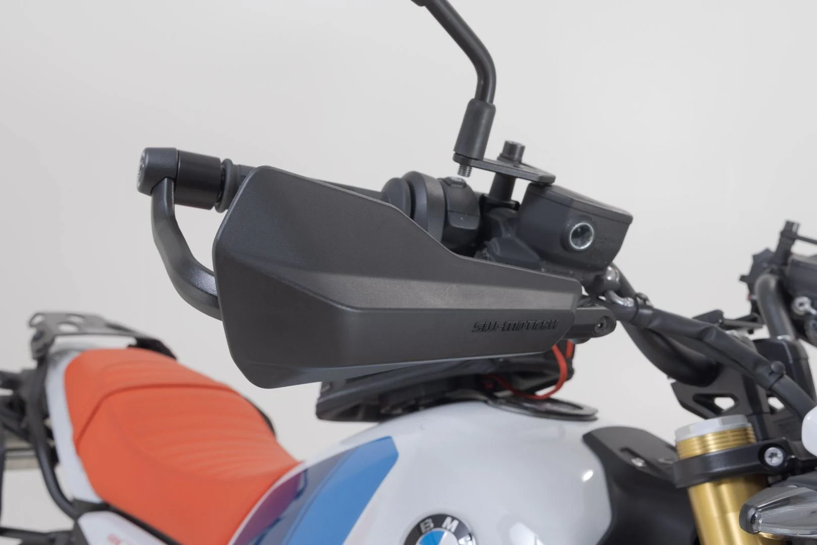 Adventure set Protection BMW R12 / R12 nineT (23-). - Image 4