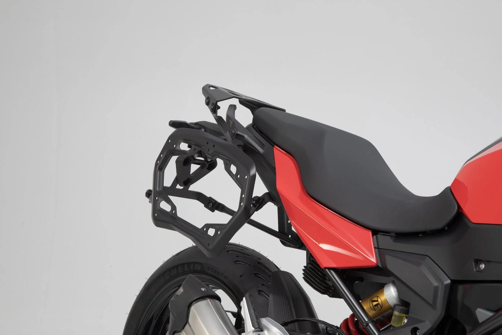 AERO ABS side case system  2x25 litre BMW F 900 R / XR (19-) - Image 3