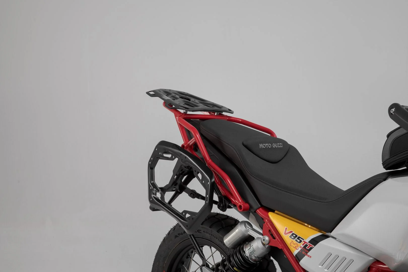 AERO ABS Side Case System 2x25 litre Moto Guzzi V85 TT (19-) - Image 3