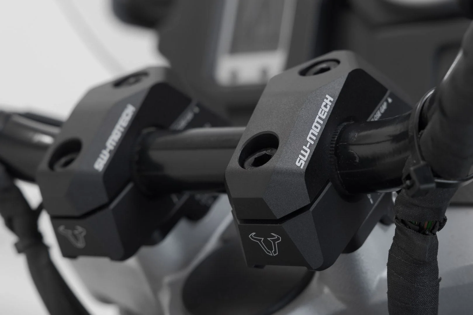 Bar Back Variable for Ø22 Handlebars H=25mm Back 5/10/15/20/25/30 mm Black - Image 5