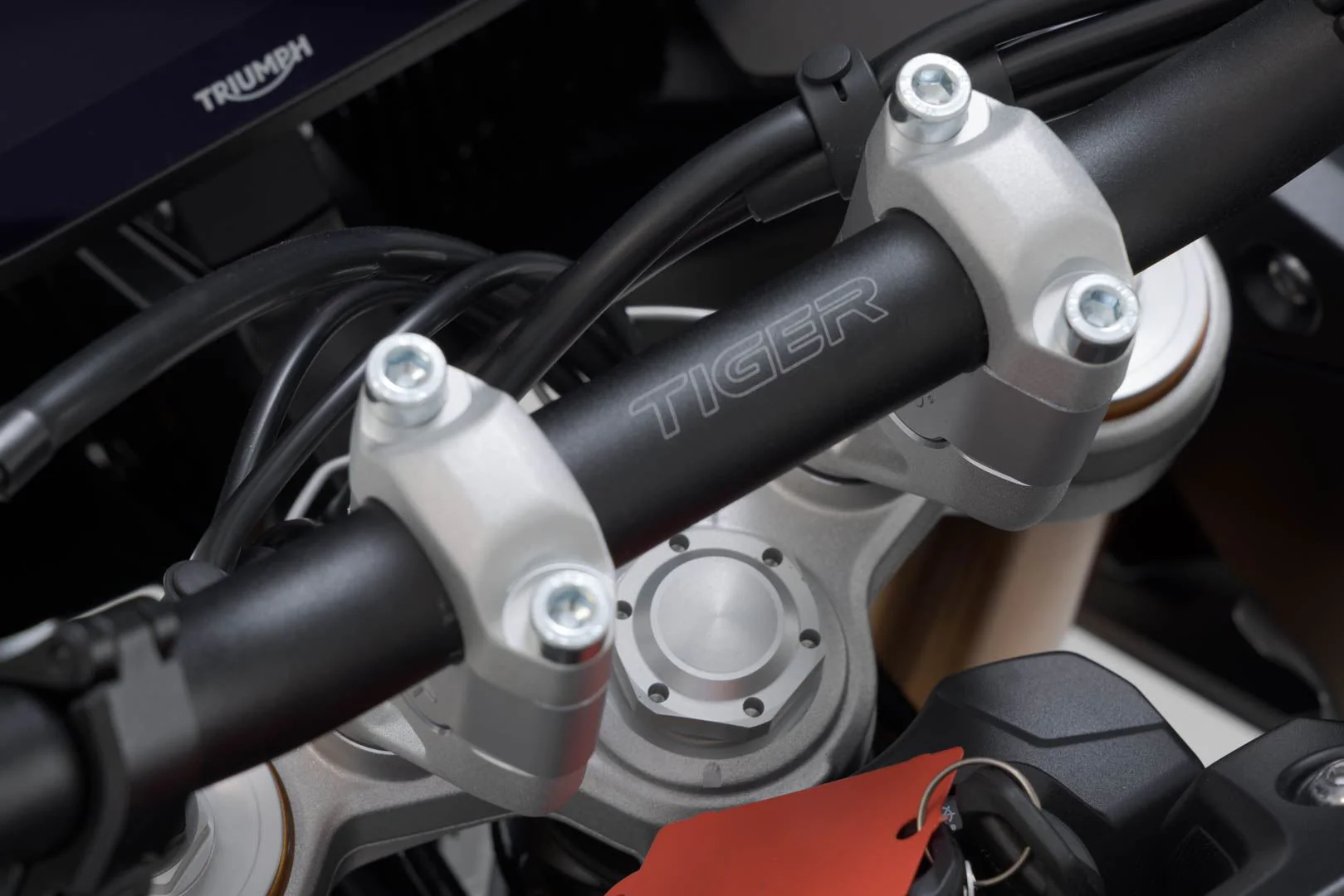 Bar riser H=30 mm. Silver. Triumph Tiger 900 GT/Rally Pro. - Image 4