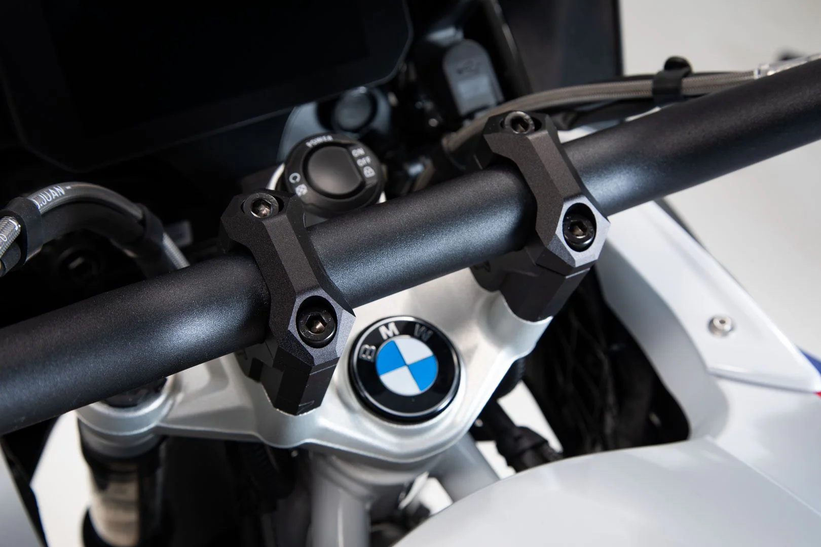Bar riser H=40 mm R1200GS LC/Adv/Rallye, R1250GS. Black - Image 4
