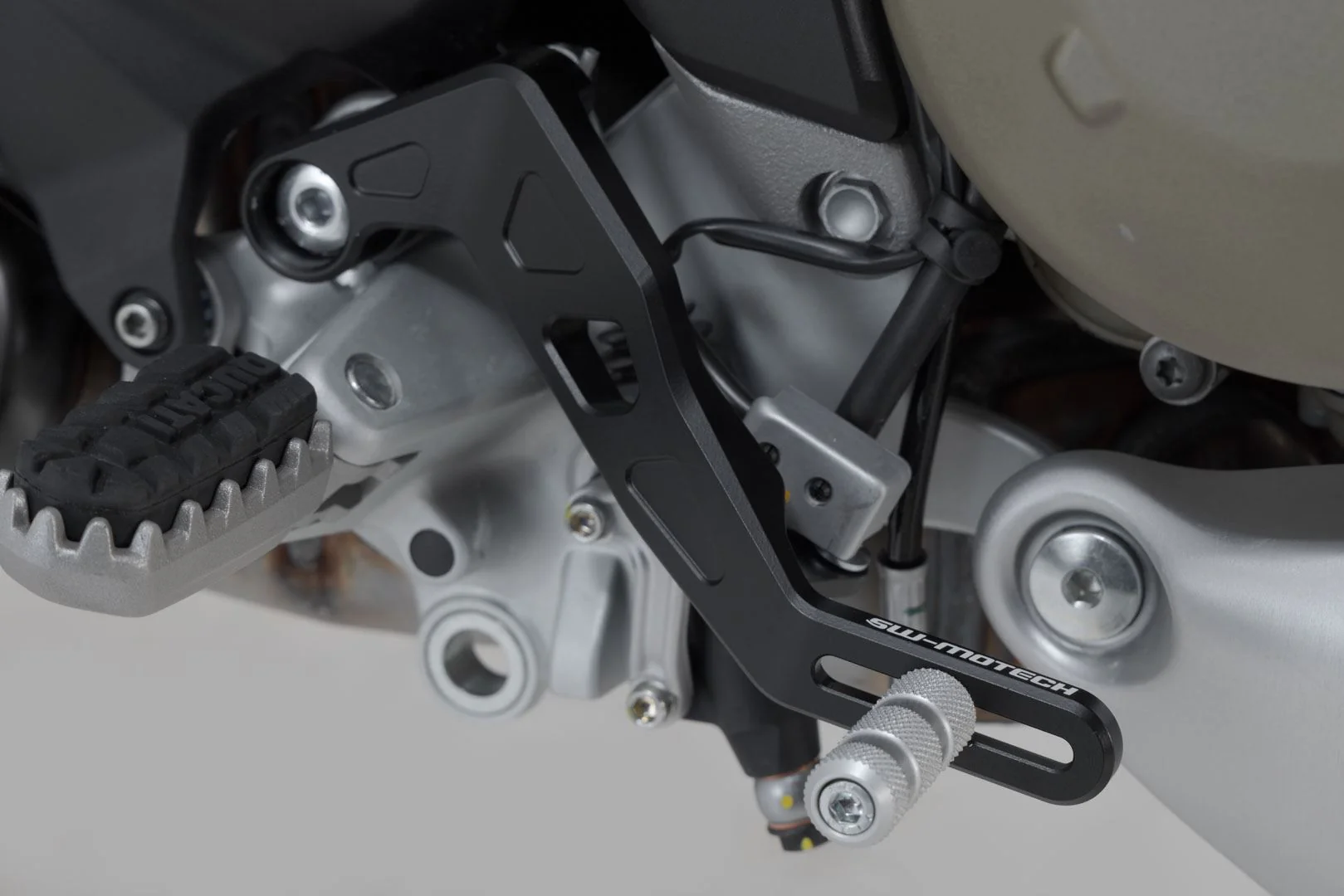 Brake pedal Ducati Multistrada V4 (20-) - Image 2
