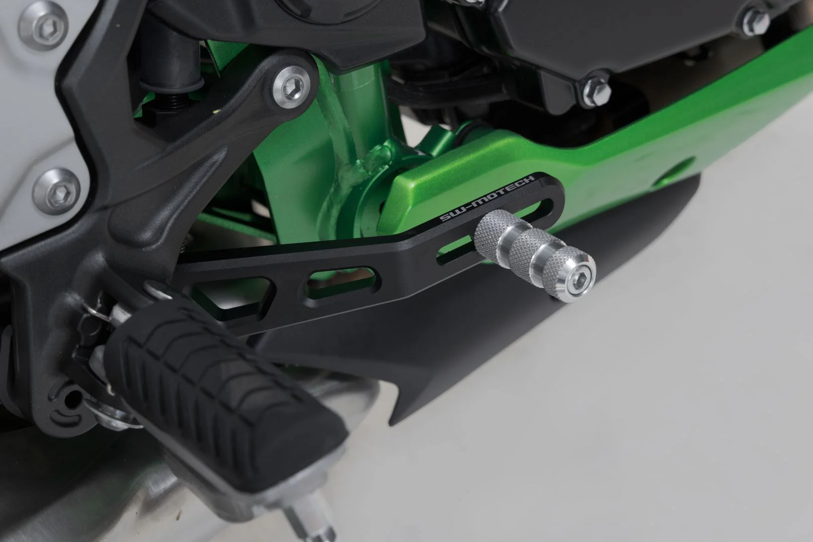 Brake pedal Kawasaki Z900 (16-) - Image 5