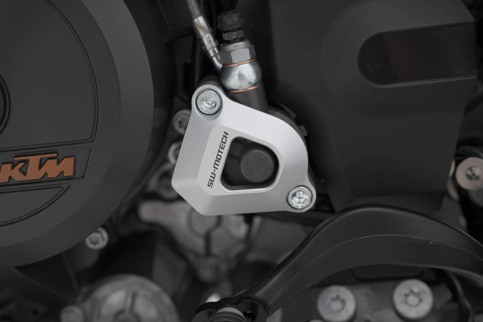 Clutch slave cylinder protection Silver. KTM models. - Image 2