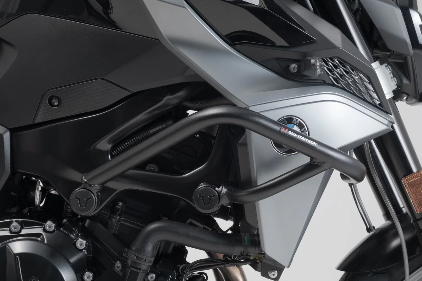 Crash bar BMW F 900 R (19-) Black - Image 5