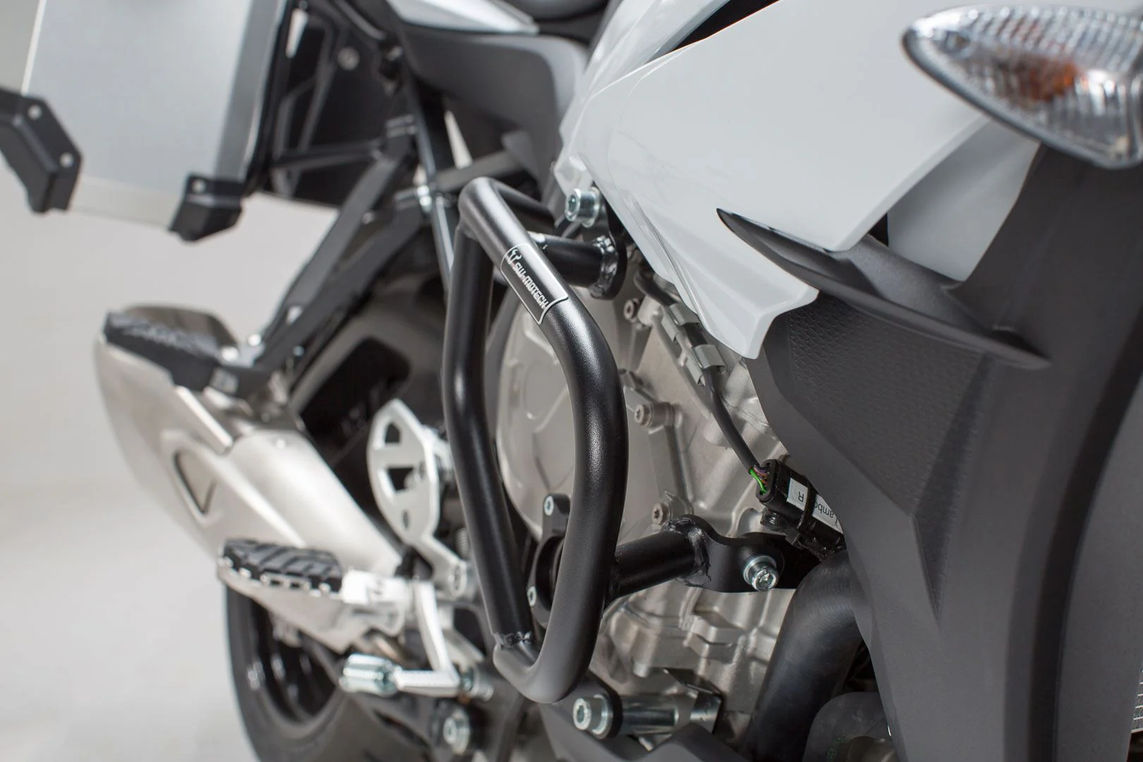 Crash bar BMW S 1000 XR (15-19) Black - Image 3