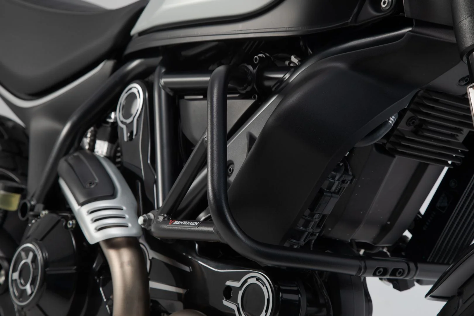 Crash bar Ducati Scrambler models Black - Image 3