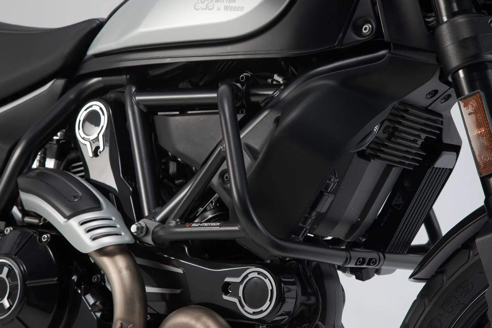 Crash bar Ducati Scrambler models Black - Image 4