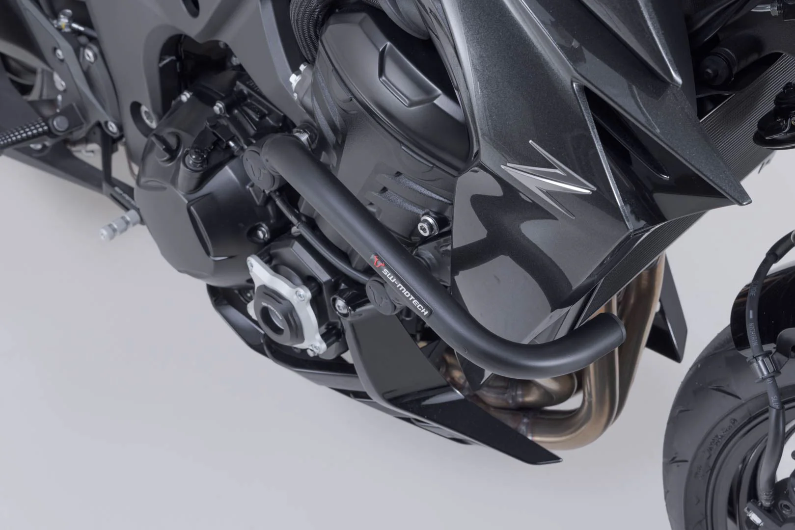 Crash bar Black. Kawasaki Z1100 (25-). - Image 4