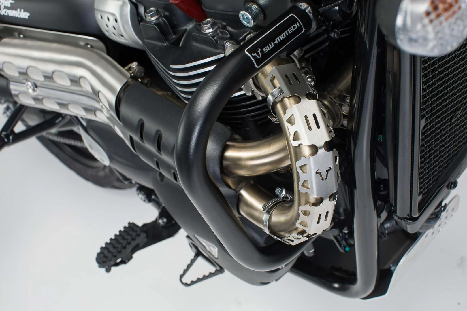 Crash bar Triumph Street Scrambler/ Bonneville Bobber (16-) - Image 3