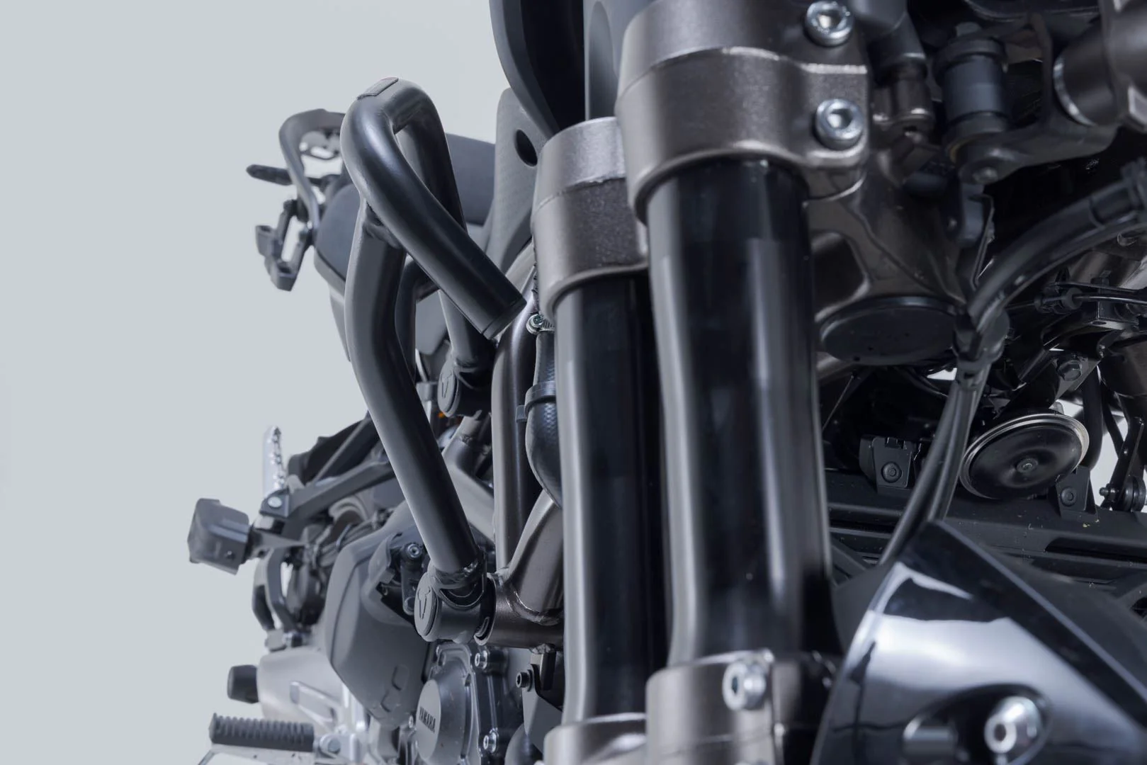 Crash bar Black. Yamaha Niken GT (22-). - Image 3