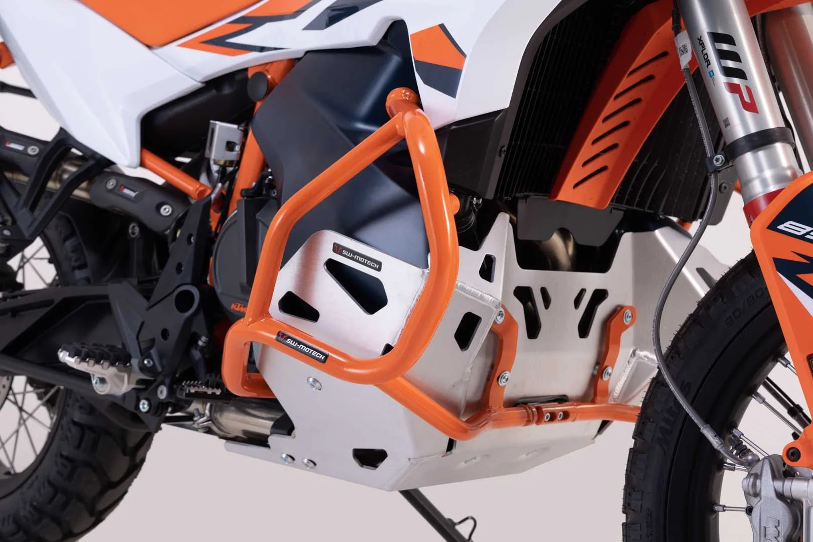 Crash bar KTM 790 Adv/ R, 890 Adv/ R Electronic orange - Image 3