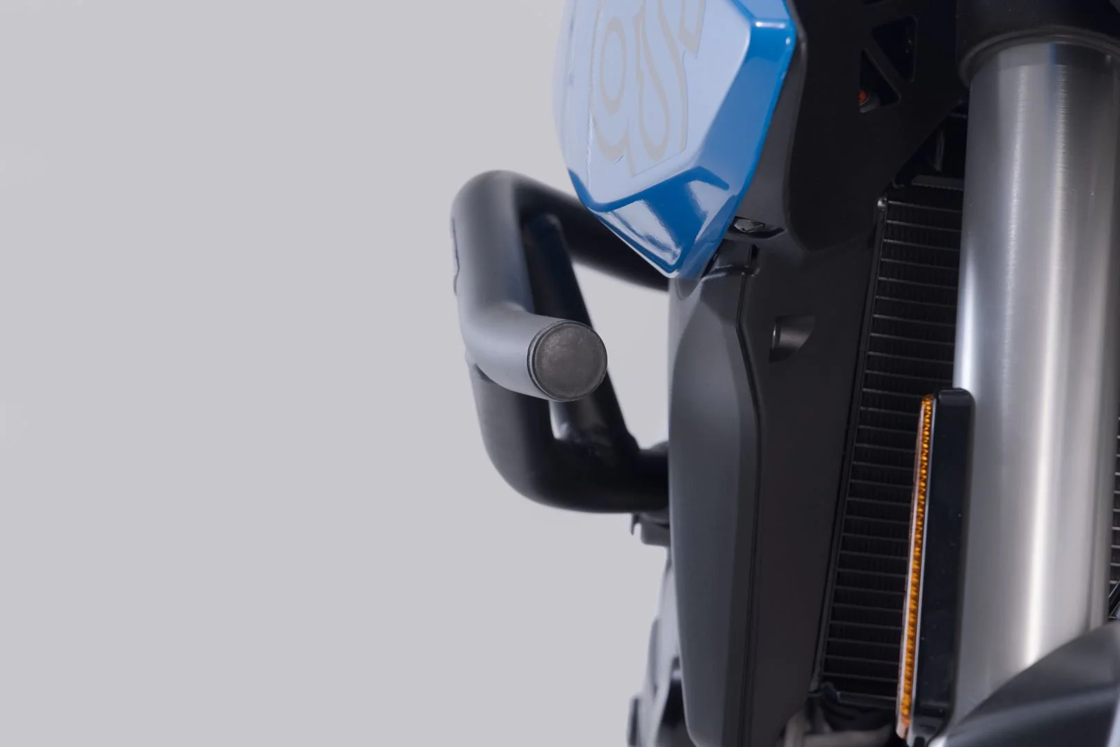 Crash bar Suzuki GSX-8S (22-) Black - Image 3
