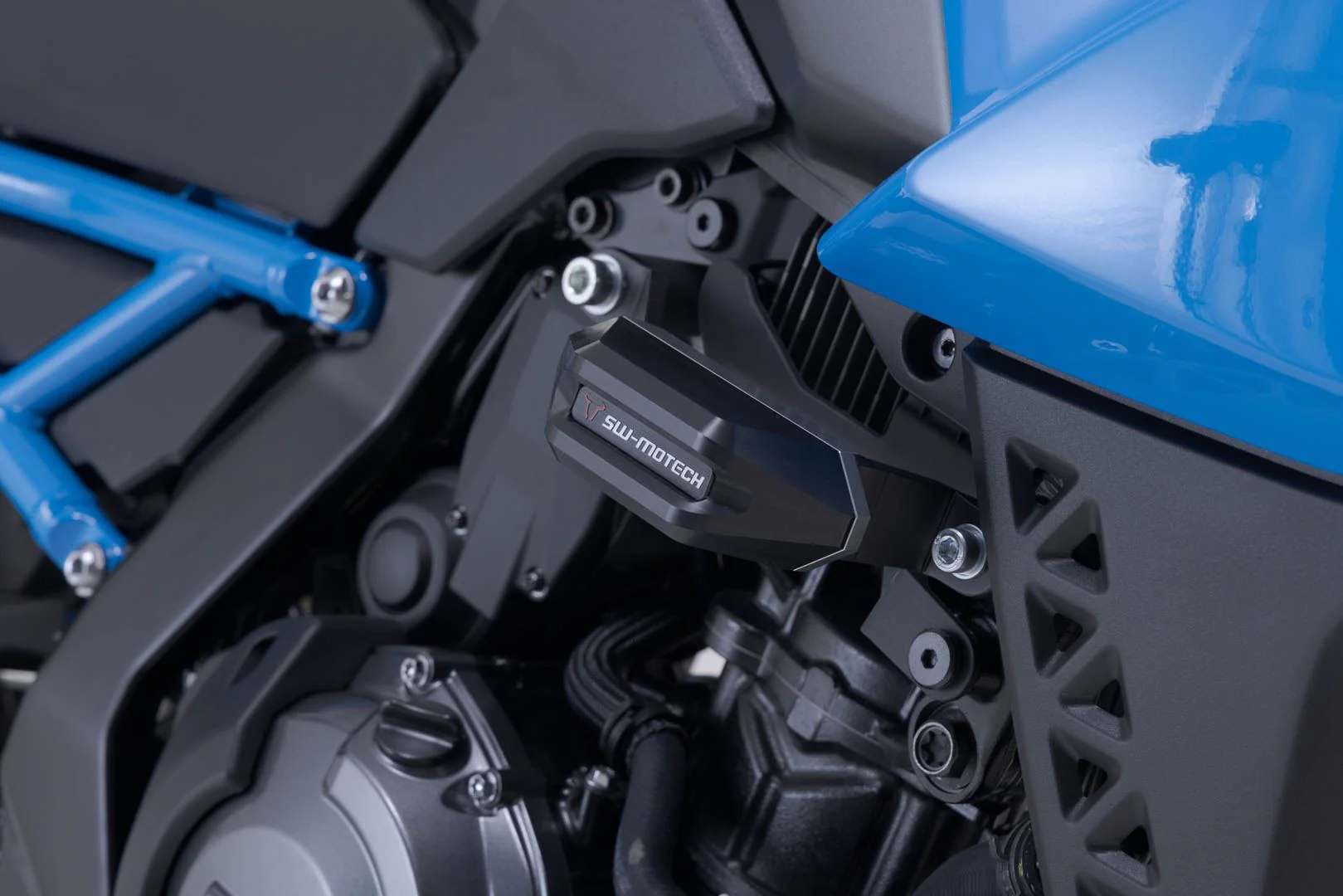 Crash pad holder Suzuki GSX-8S (22-) Black - Image 2