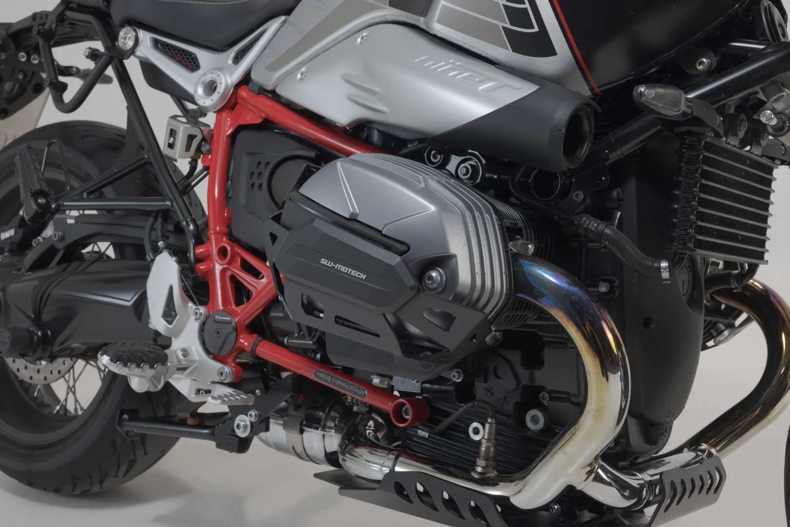 Cylinder guards Black. BMW R nineT/ Pure/ Scra. R12/ R12 nineT. - Image 3