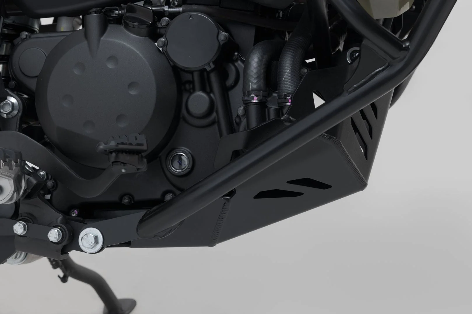Cylinder guards Black. BMW R nineT/ Pure/ Scra. R12/ R12 nineT. - Image 9