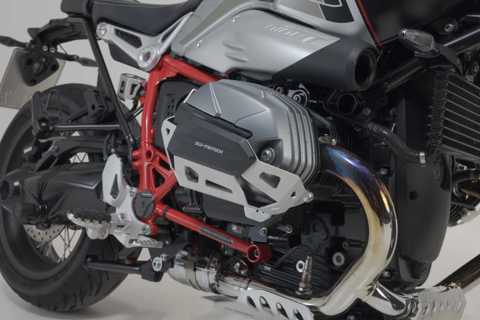 Cylinder guards Silver. BMW R nineT/ Pure/ Scra. R12/ R12 nineT. - Image 3