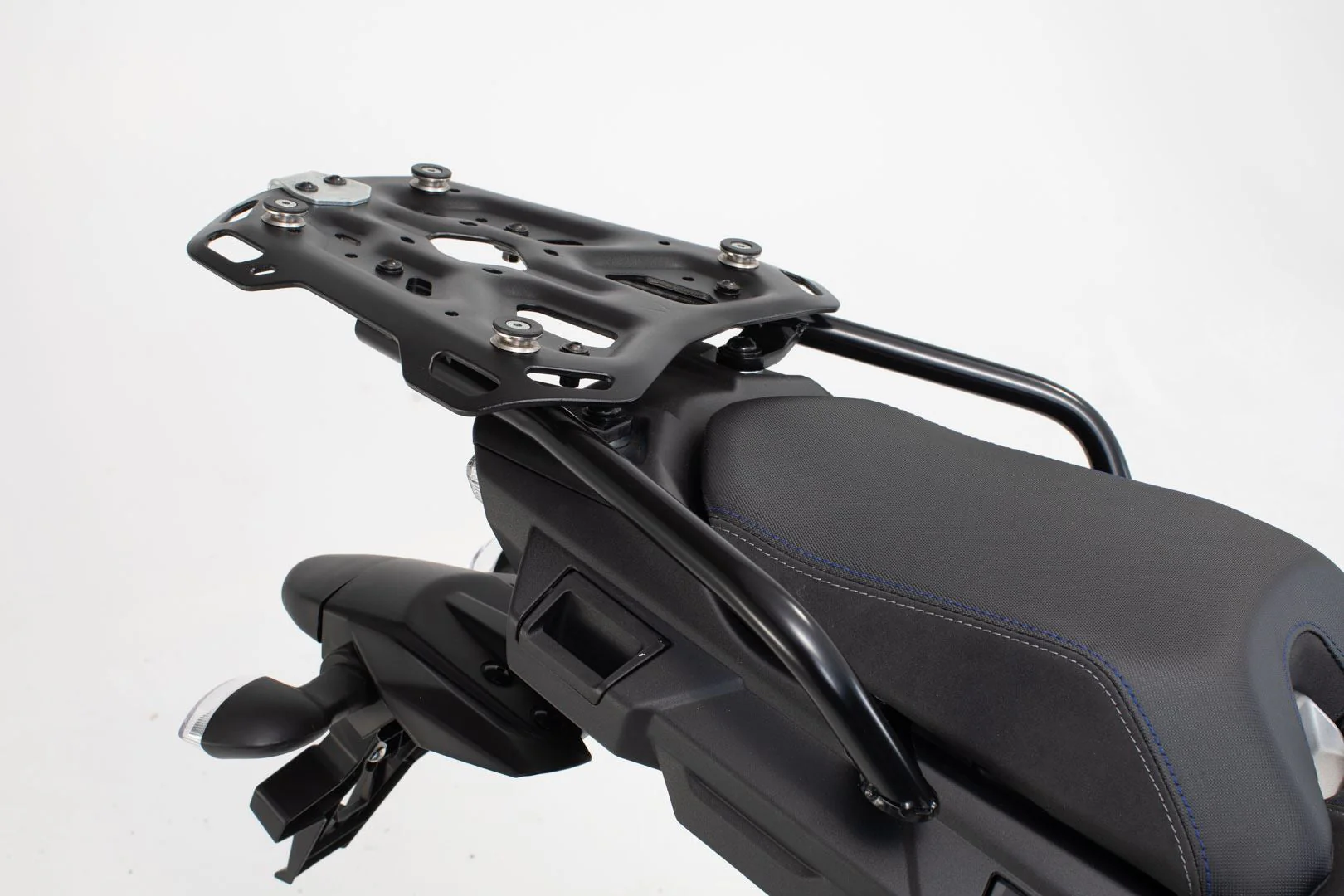 DUSC L top case system Black. 41 l. Yamaha MT-09 Tracer/ Tracer 900 GT. - Image 4