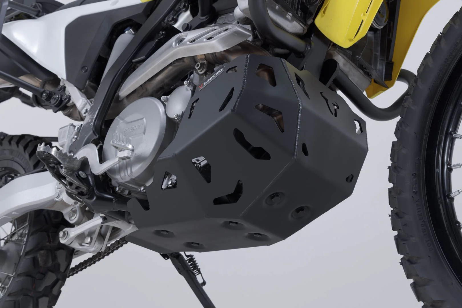 Engine guard Black. Suzuki DR-Z4S / DR-Z4SM (25-). - Image 3