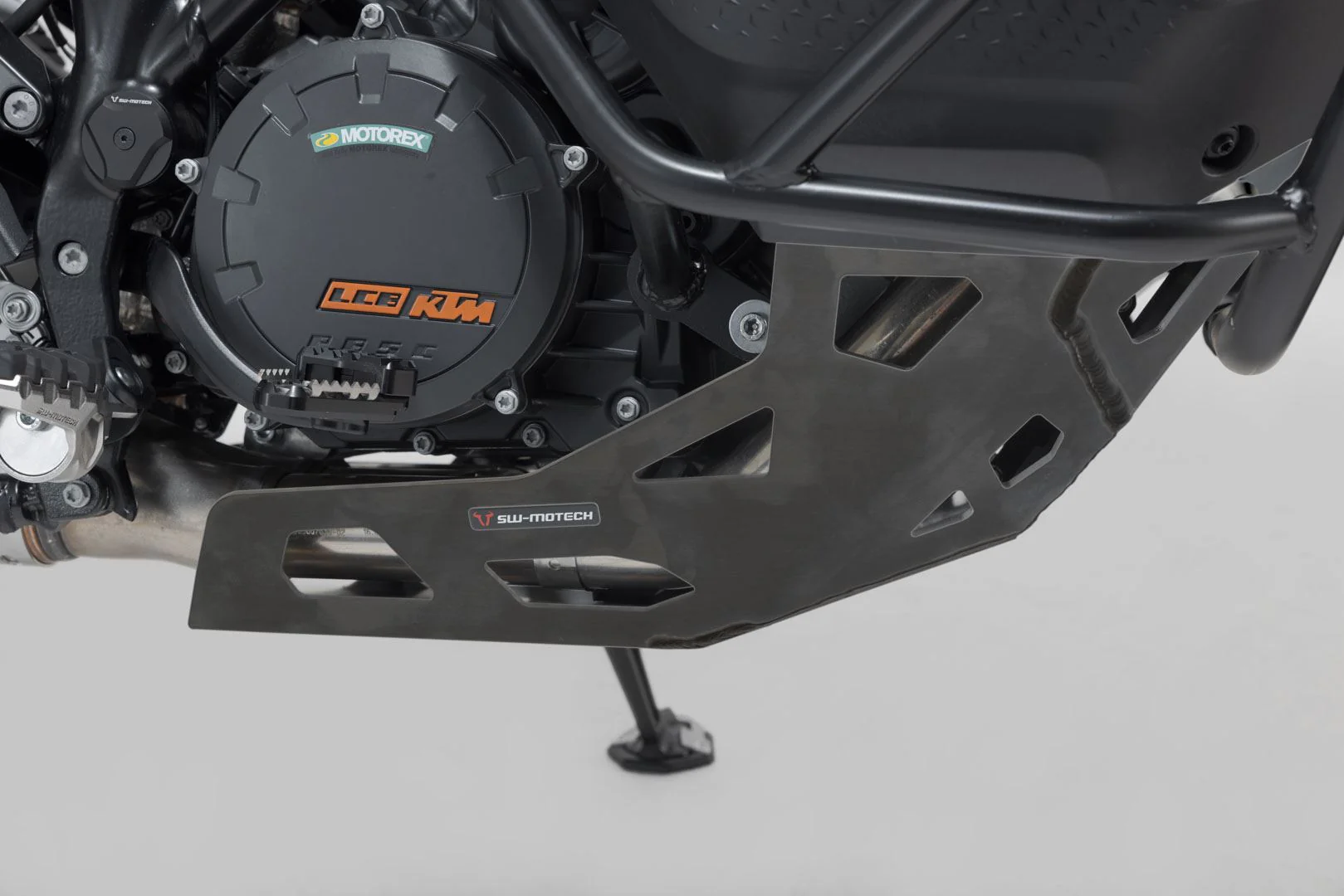 Engine Guard KTM 1290 Super Adventure (21-) Black - Image 5