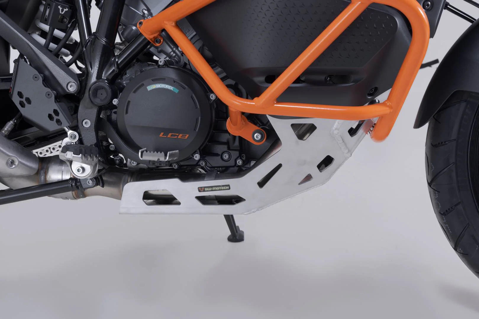 Engine guard Silver. KTM 1290 / 1390 Super Adventure (21-). - Image 5