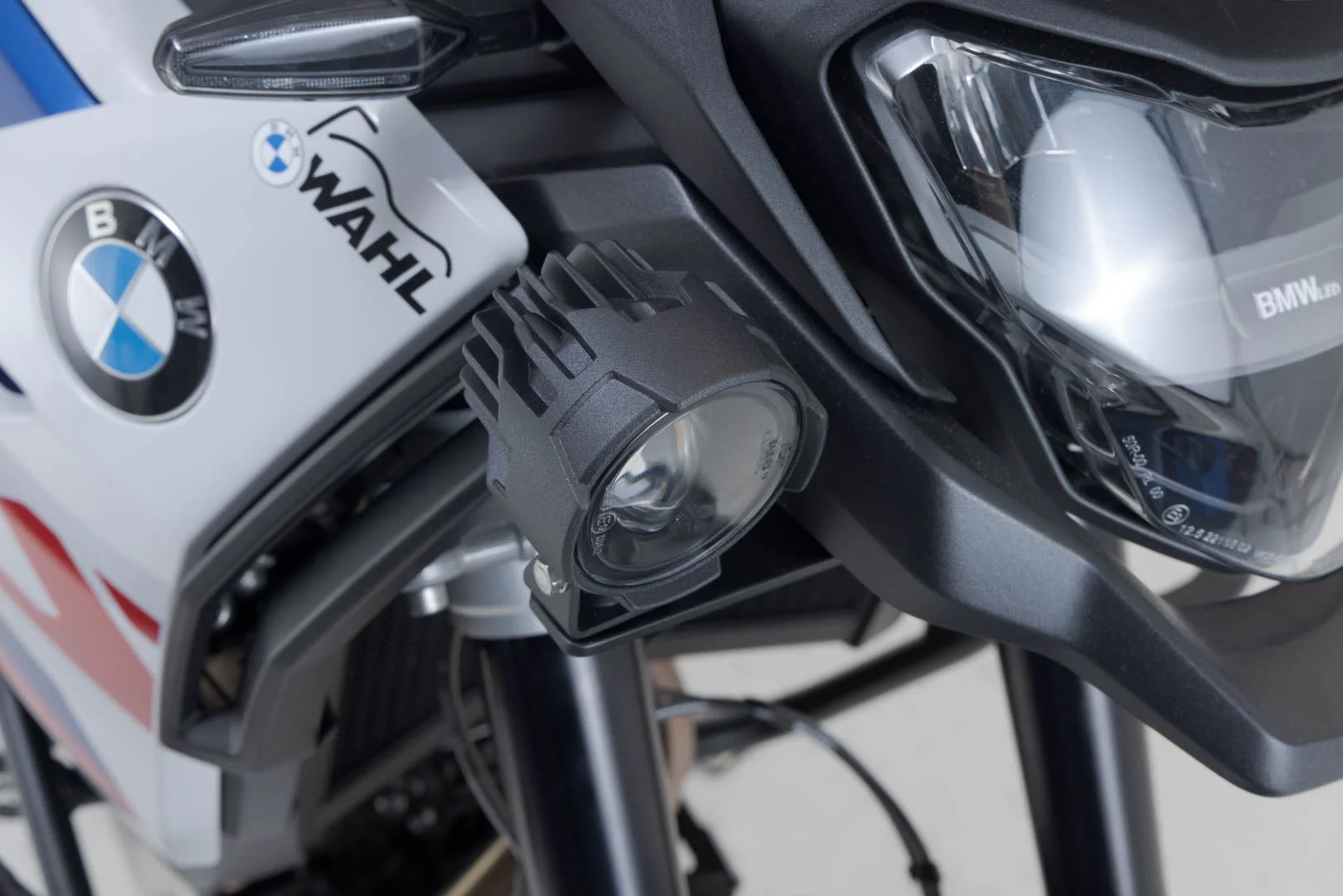 EVO fog light kit Black. BMW F 900 GS (23-). - Image 3