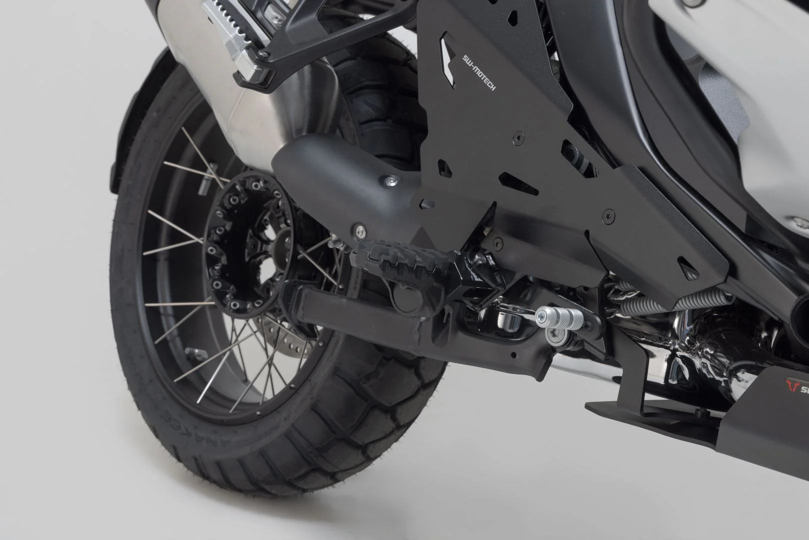 EVO footrest kit Black. BMW R 1300 GS Adventure (24-). - Image 3
