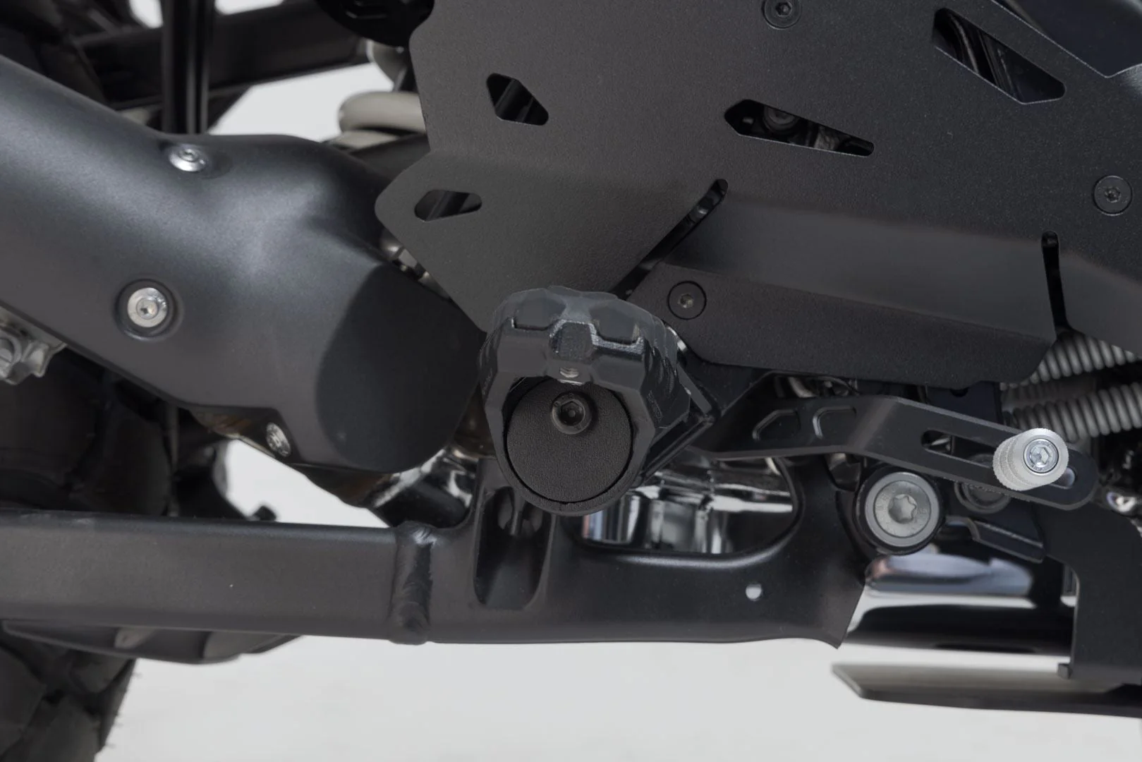 EVO footrest kit Black. BMW R 1300 GS Adventure (24-). - Image 4