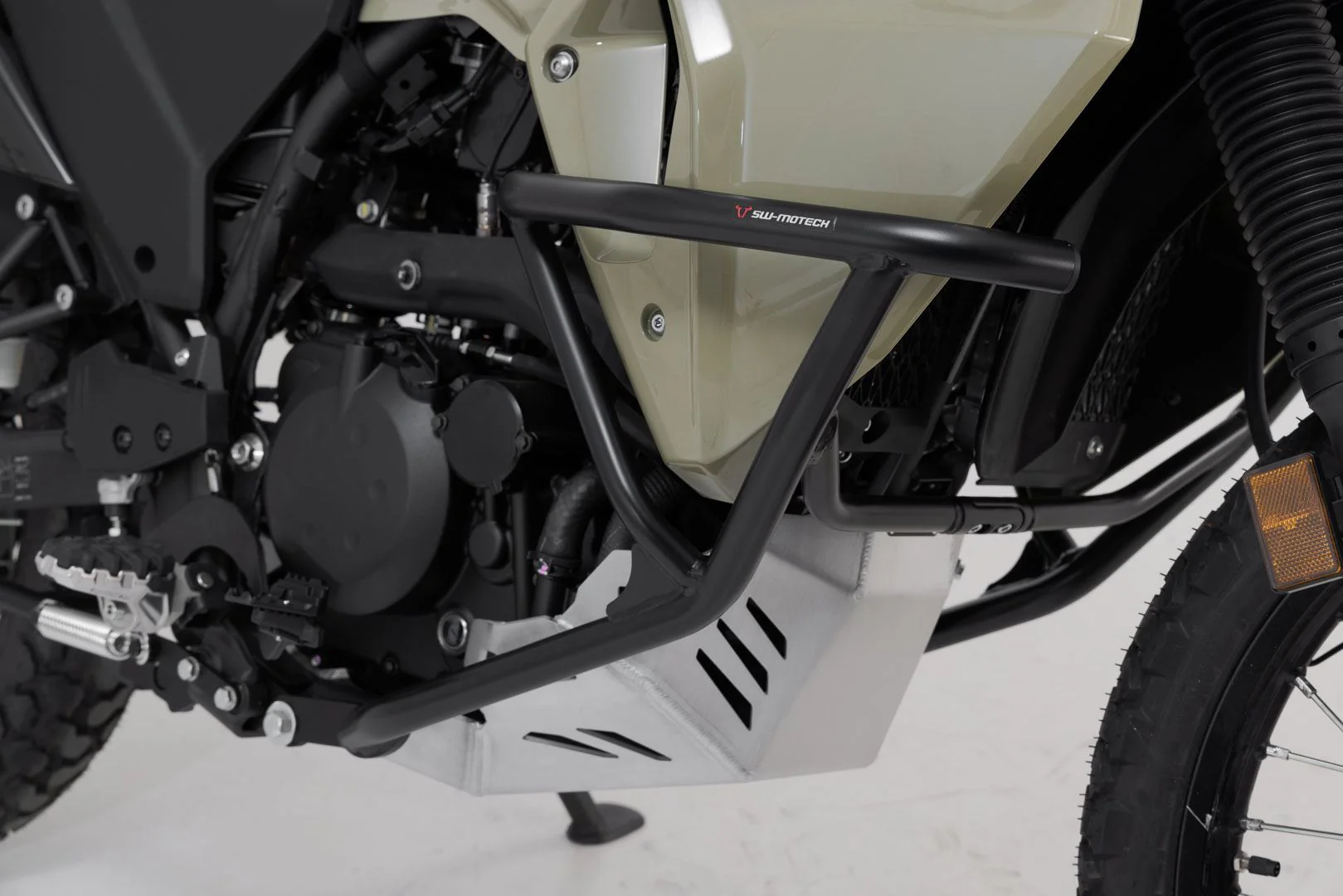 EVO footrest kit Black. BMW R1100GS R1150GS/Adv. R1200GS (93-12). - Image 2