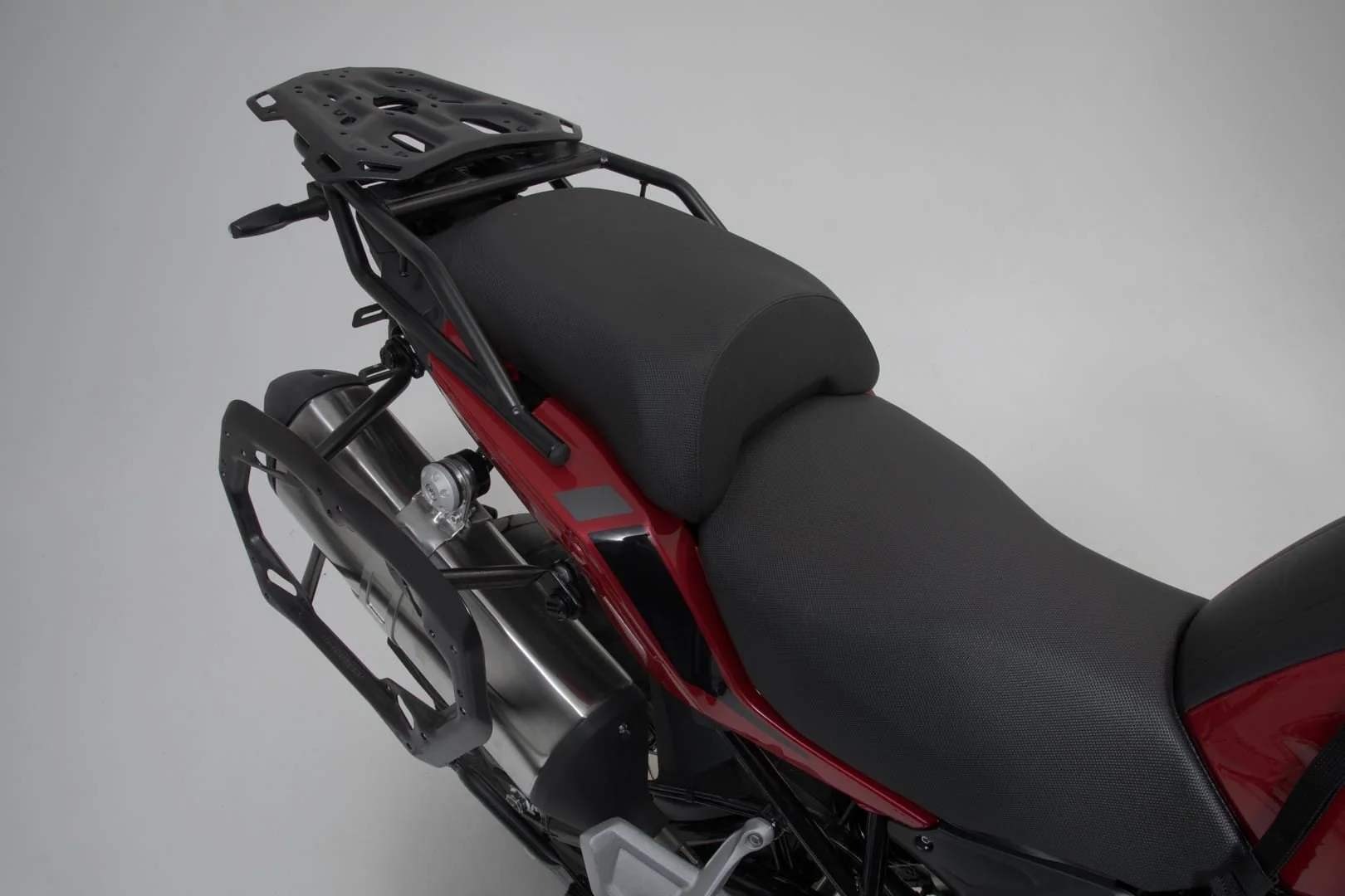 EVO footrest kit Black. Honda / BMW / Triumph / Voge - models. - Image 7
