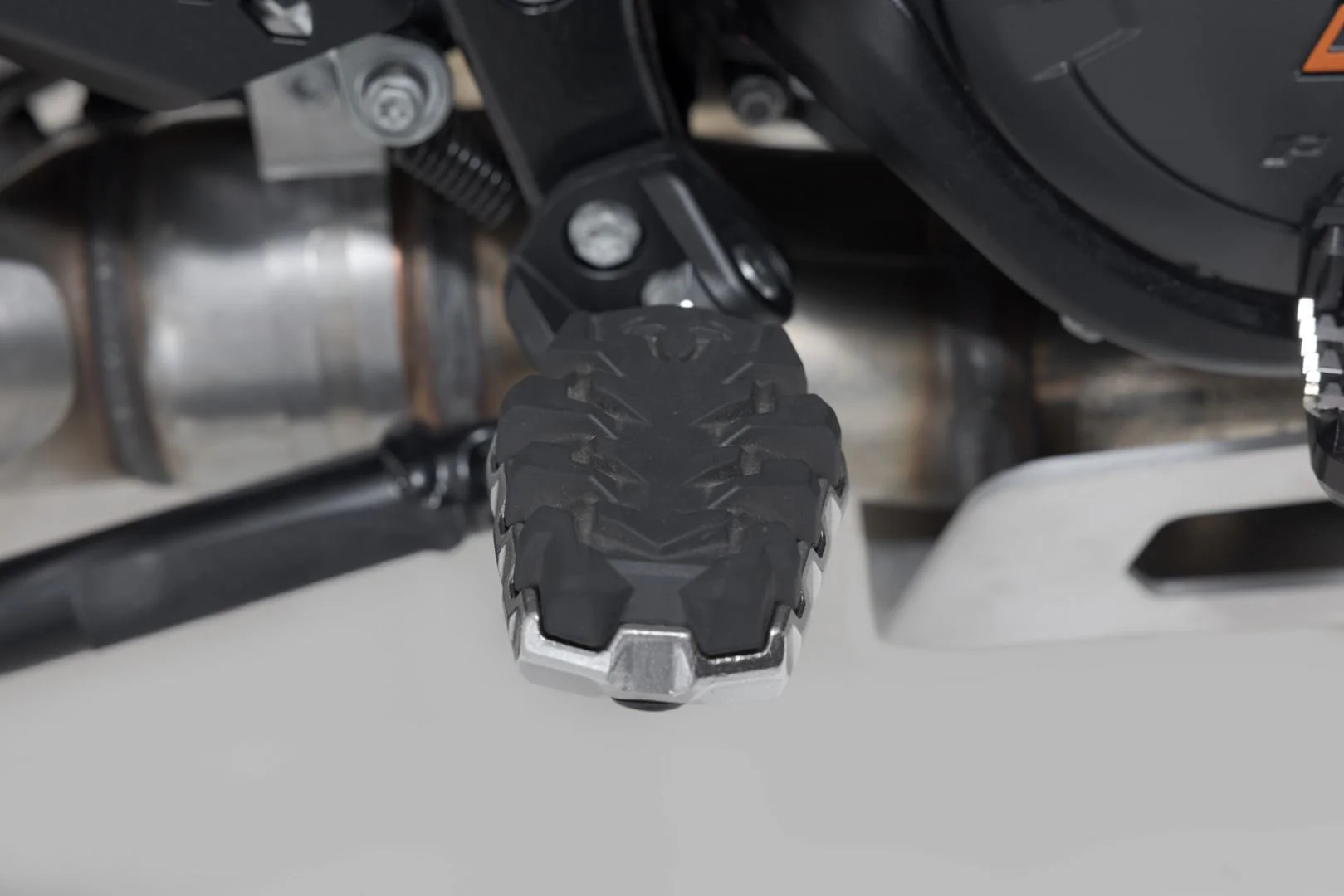 EVO footrest kit KTM 1290 / 1390 Super Adventure (21-). - Image 4