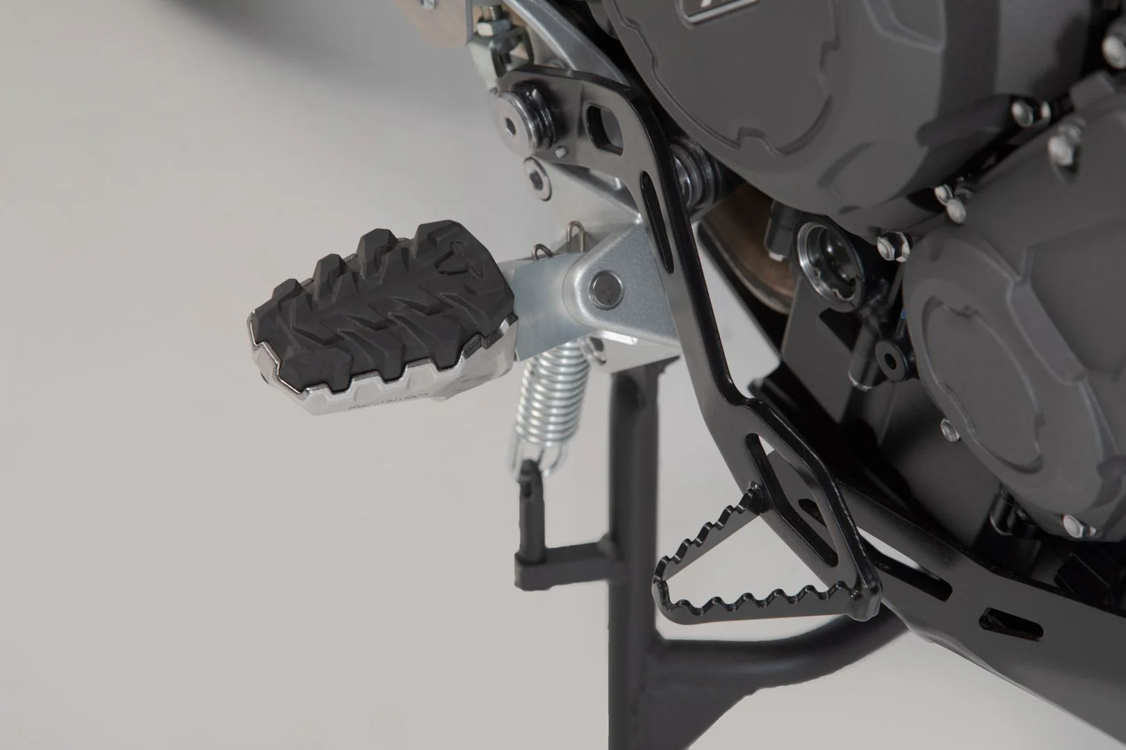 EVO footrest kit Triumph Tiger 800/ 900/ 1200, Scrambler 1200 - Image 5