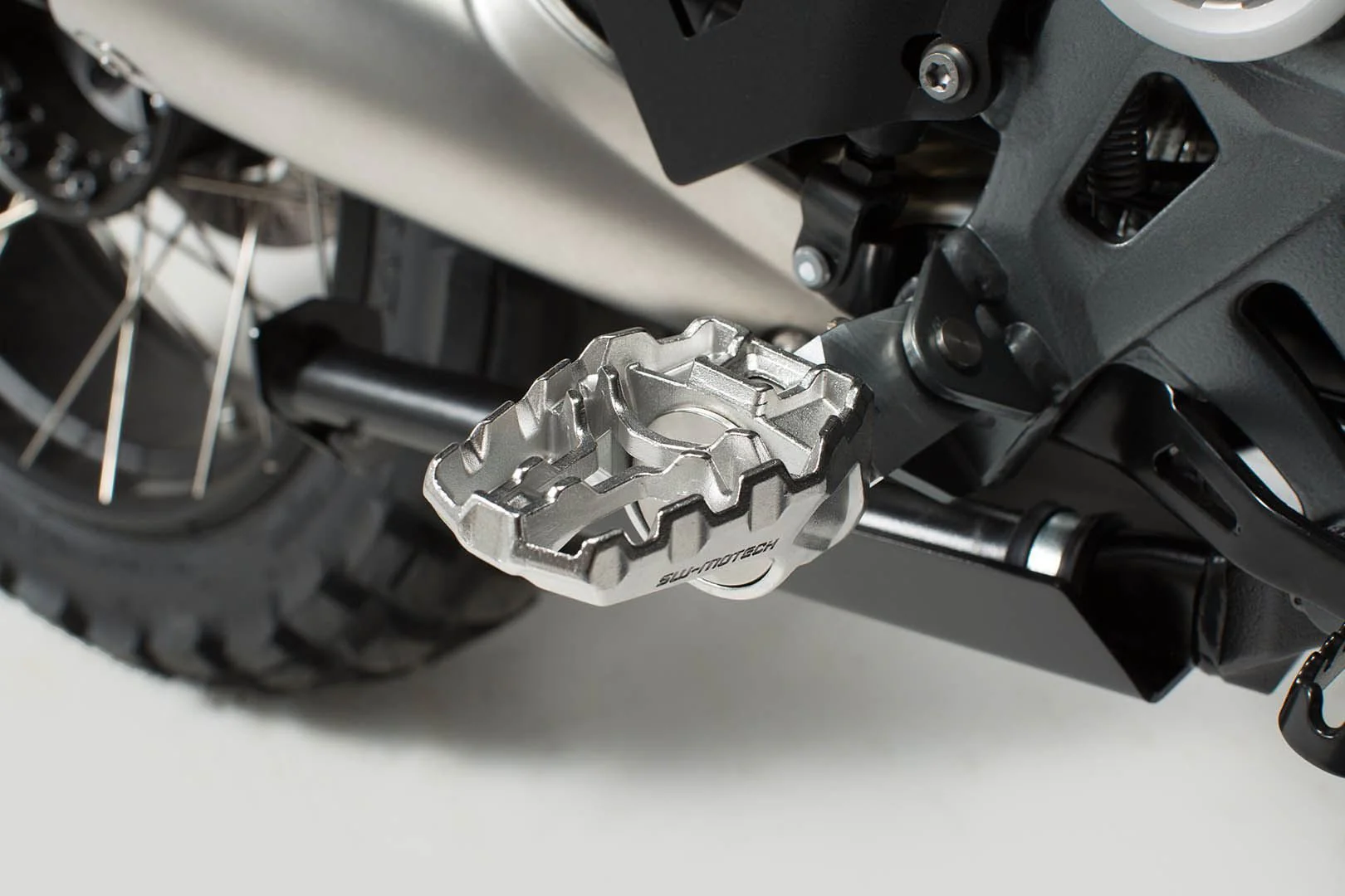 EVO footrest kit Yamaha XT660Z (07-10) X/R (04-16), XT1200Z (16-) - Image 3