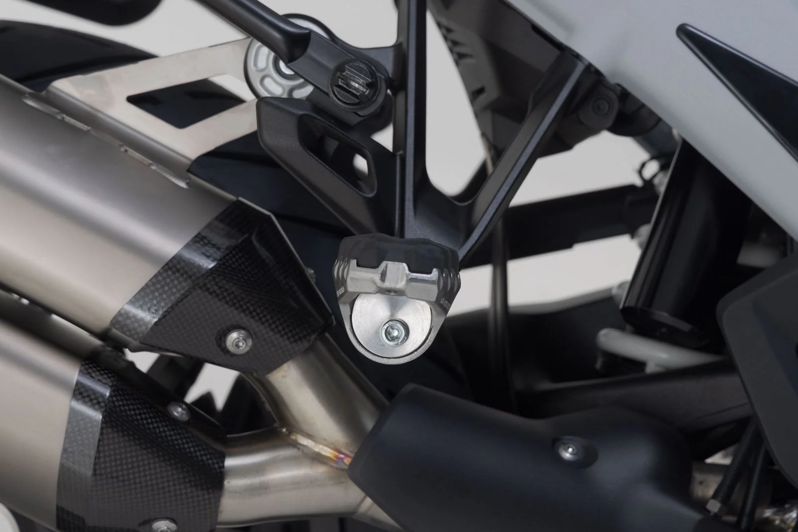 EVO Passenger Footrest Kit Harley Davidson Pan America (21-) - Image 7