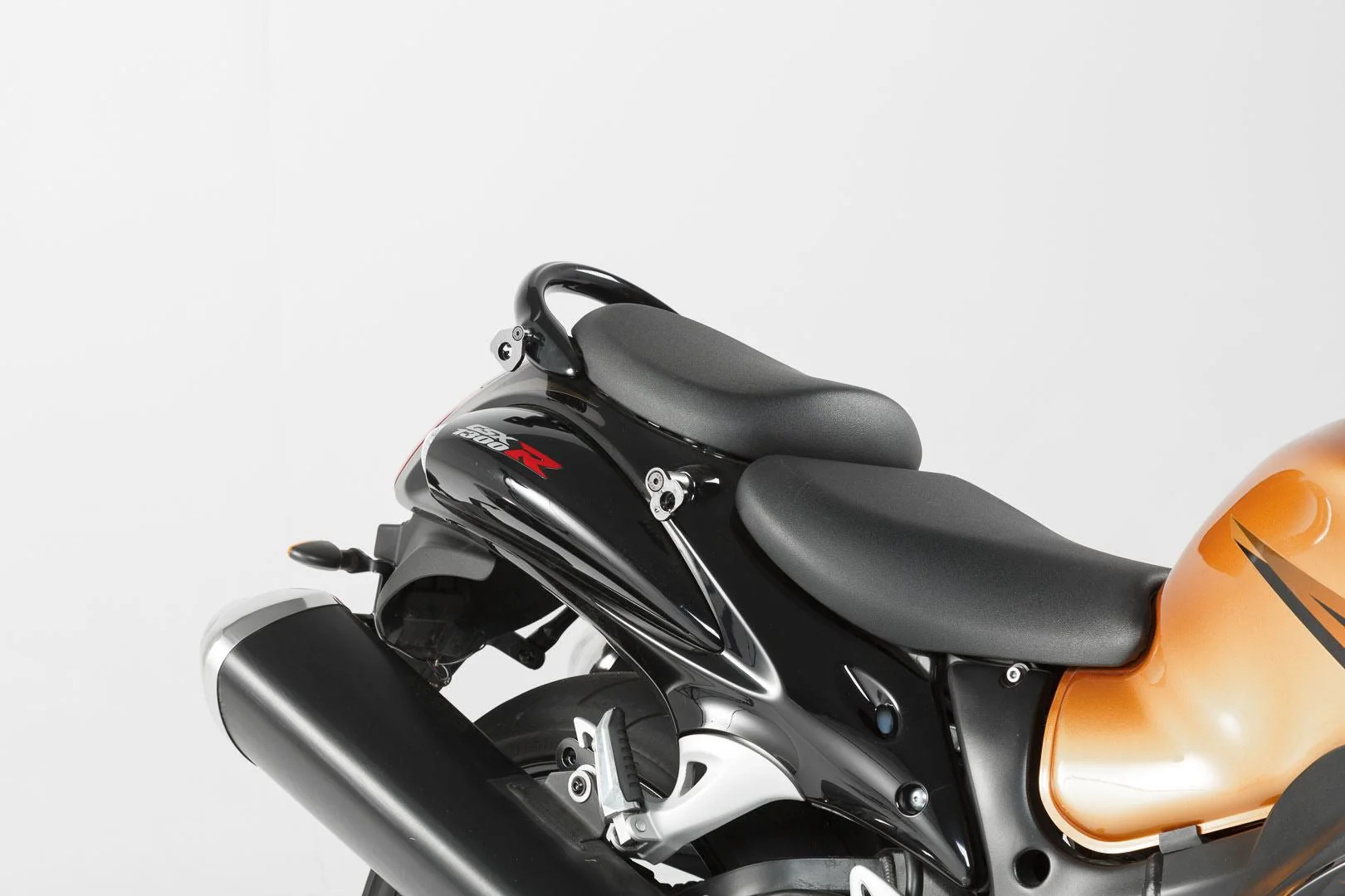 EVO Profile Carrier Suzuki GSX 1300 R Hayabusa (08-) Black - Image 4