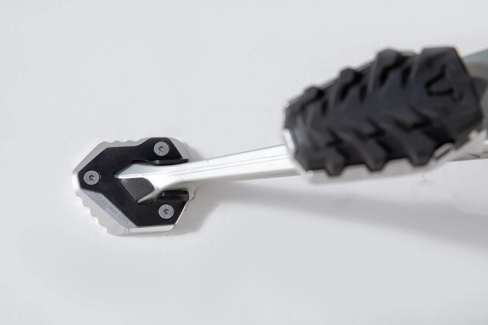 Extension for Side Stand Foot Triumph Tiger 800 XC / XR (17-) Black/Silver - Image 2
