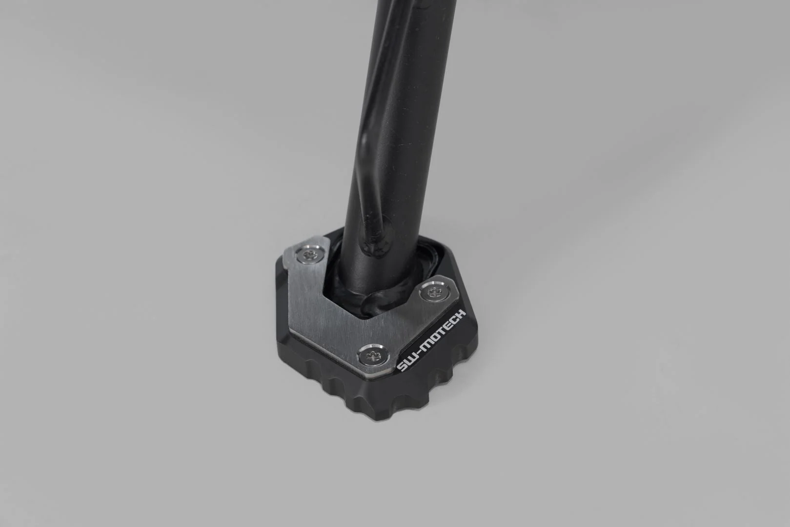 Extension for side stand foot CFMoto 800MT (21-) Black/silver - Image 2