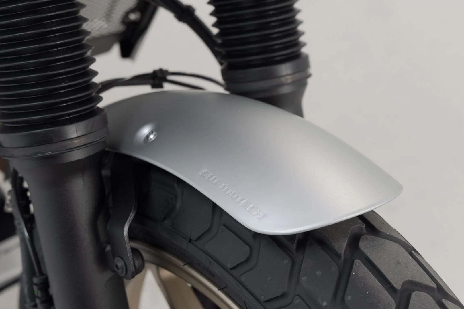Fender kit Yamaha XSR700 (15-) / XSR700 XT (19-). Silver - Image 2