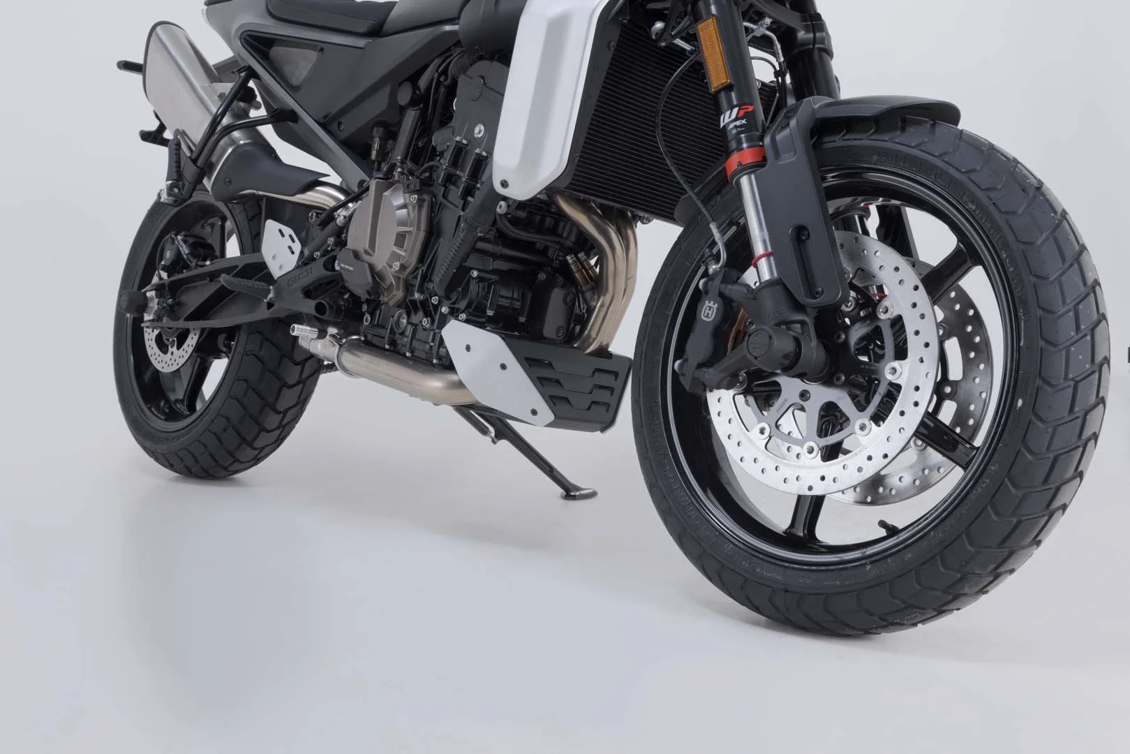 Front spoiler Black/Silver. Husqvarna Svartpilen 801 (24-). - Image 2