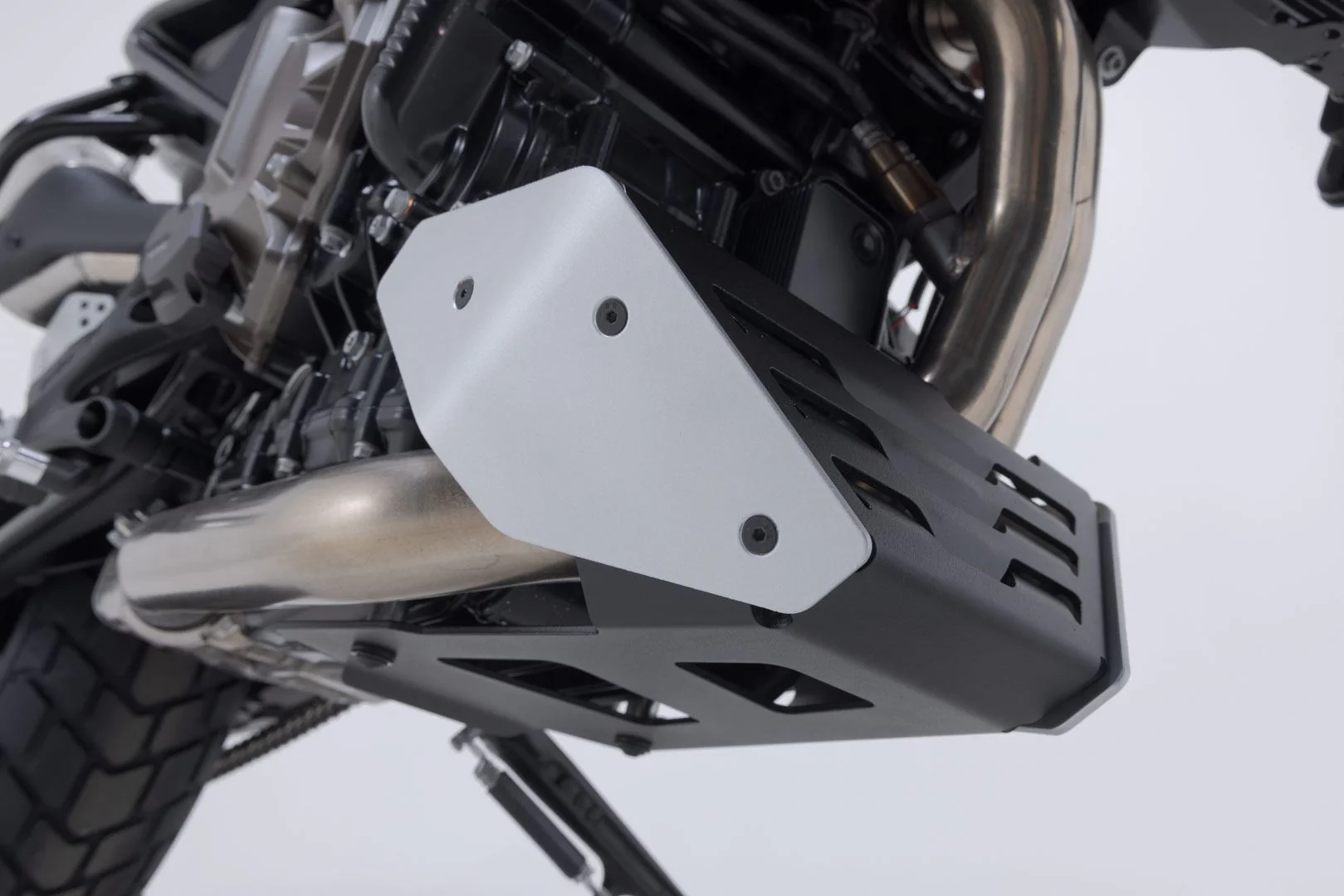 Front spoiler Black/Silver. Husqvarna Svartpilen 801 (24-). - Image 3