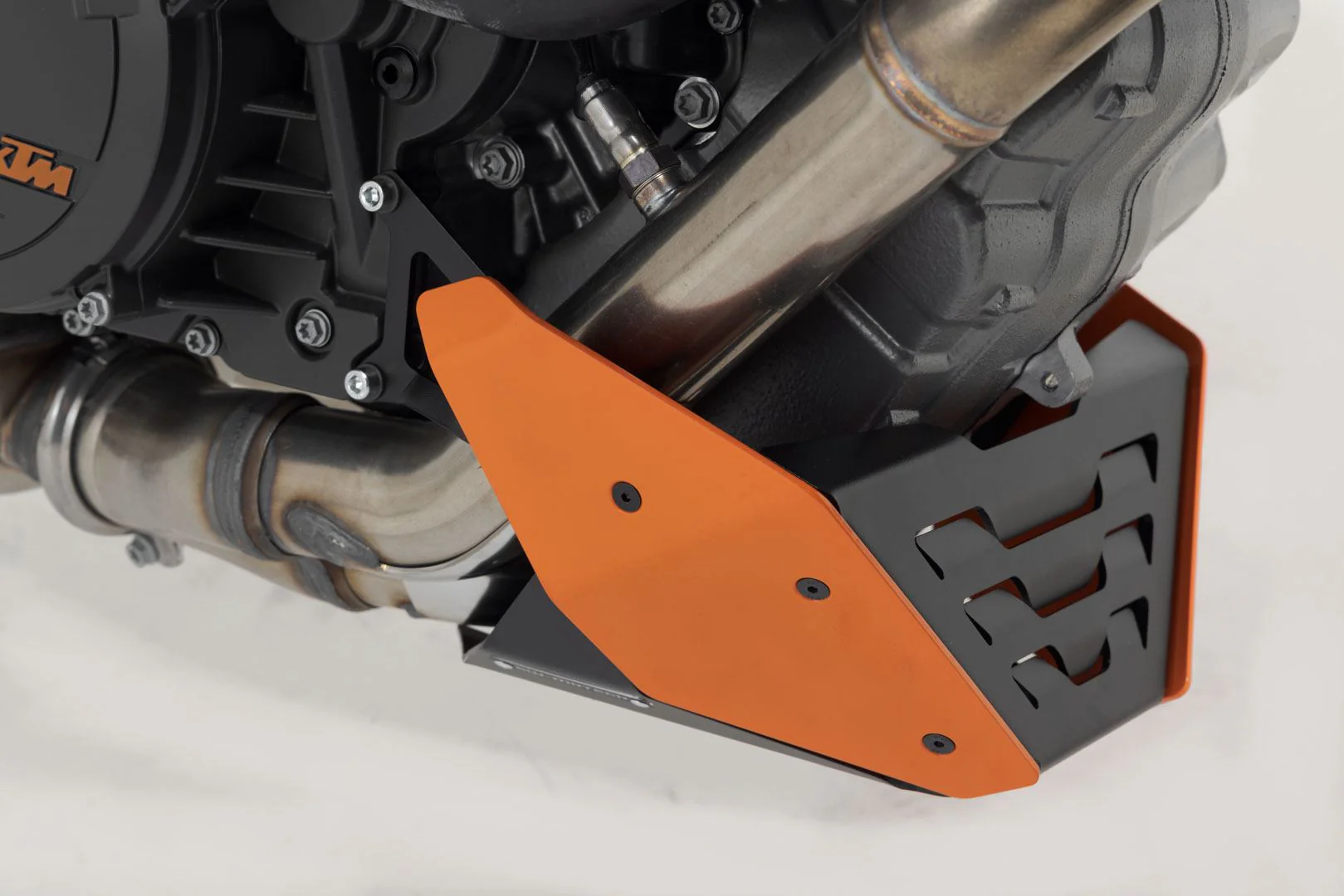 Front spoiler KTM 1290 Super Duke R / GT / Evo Orange/Black - Image 5