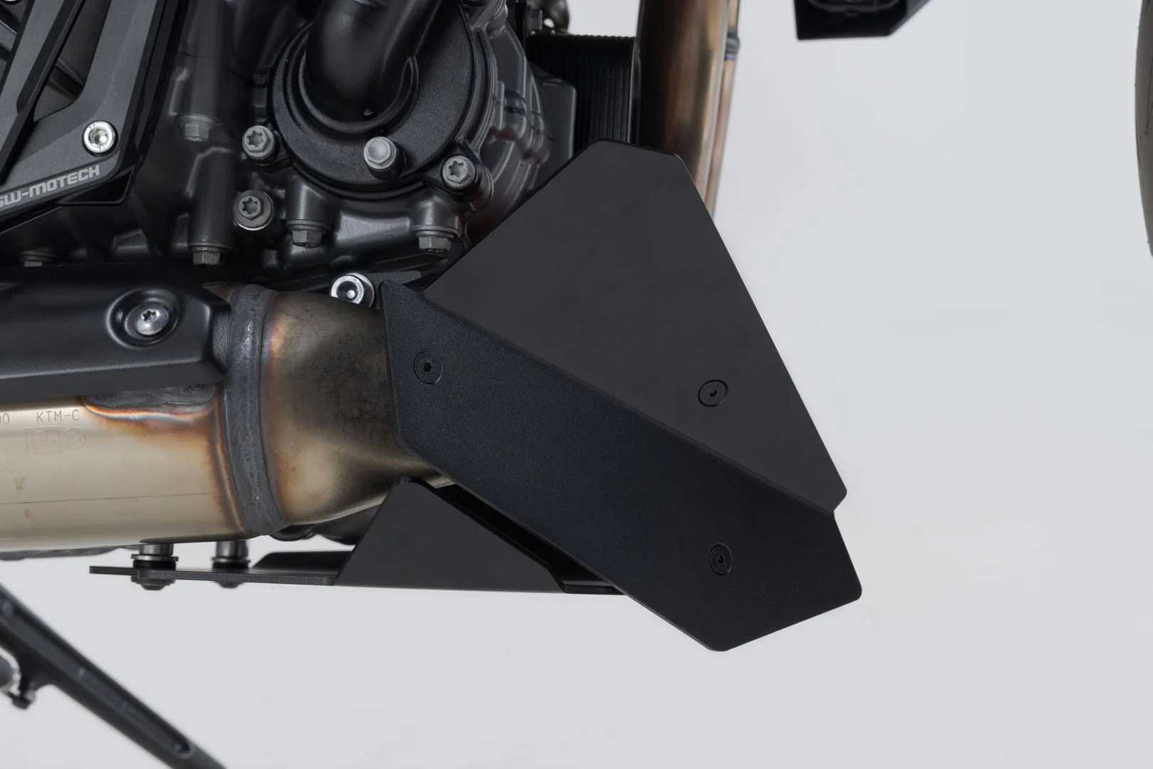 Front spoiler Orange/Black. KTM 990 Duke (23-). - Image 5