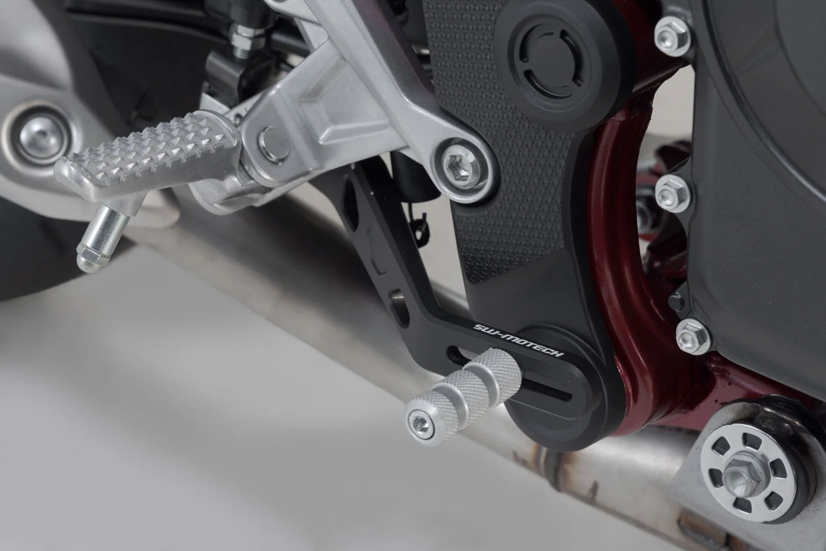 Gear lever and brake pedal set Honda CB750 Hornet (22-). - Image 3