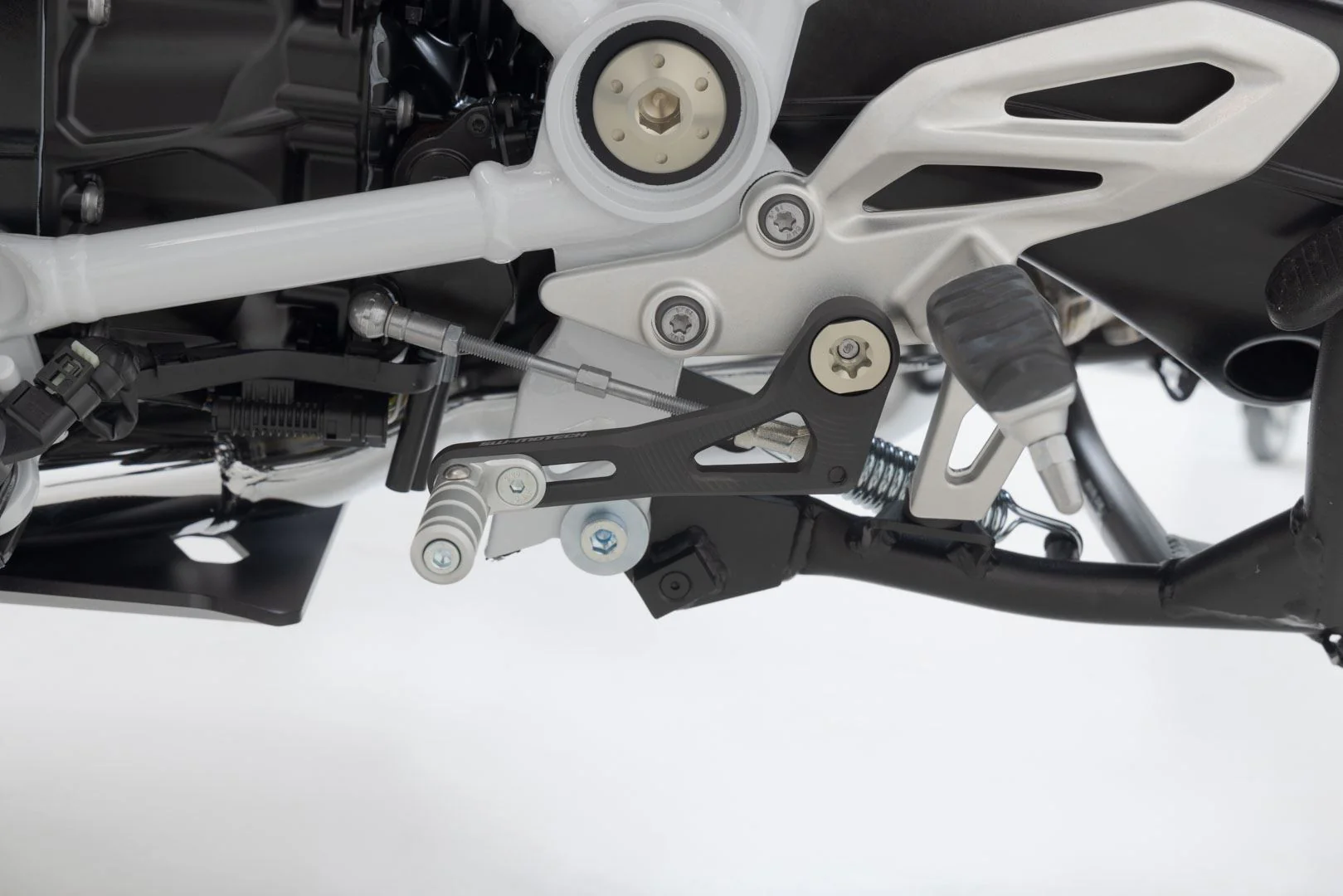 Gear lever BMW R 1200 R/RS (14-18), R 1250 R/RS (18-) - Image 4